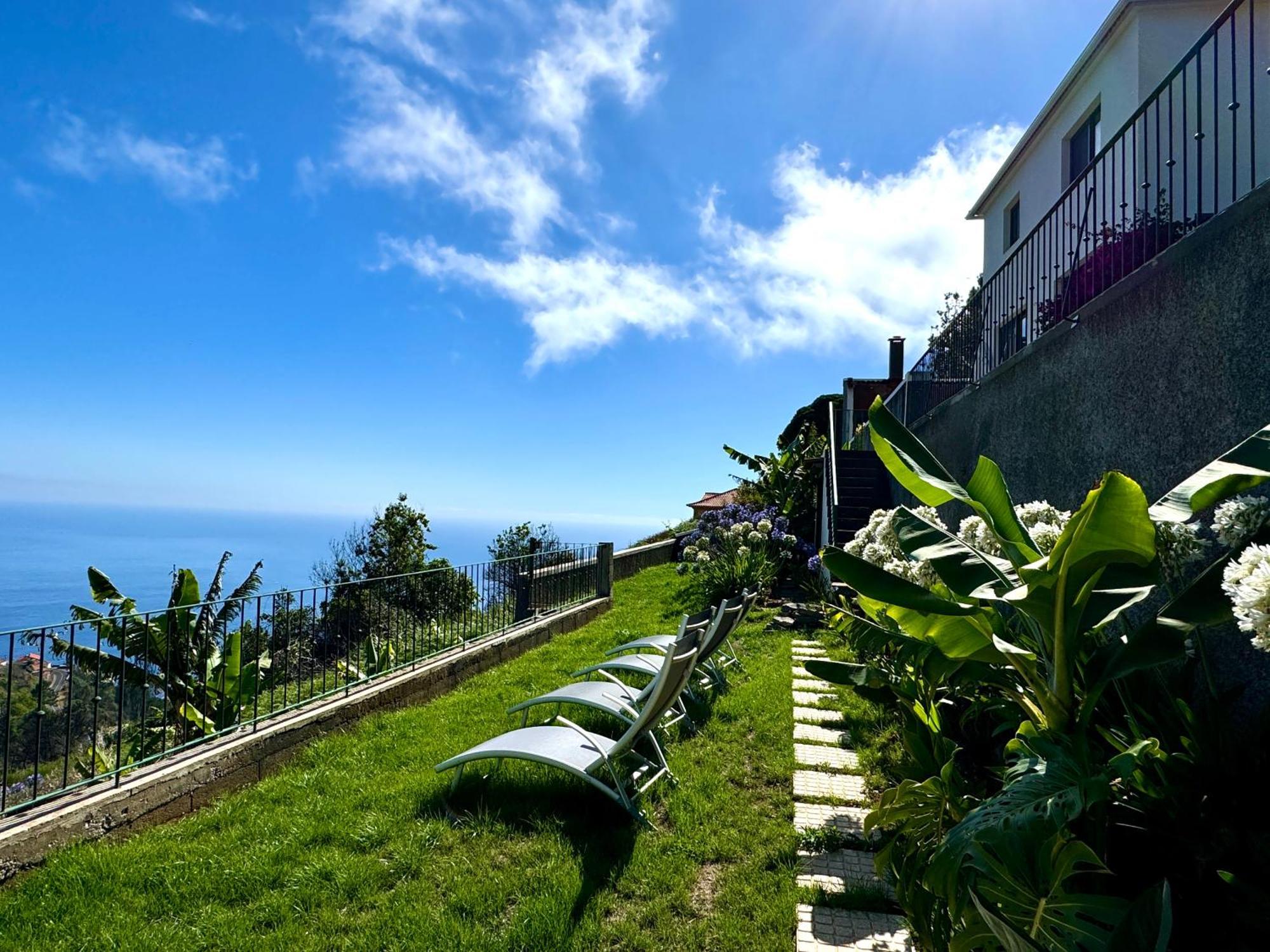 Meerblick - 3-Bett Villa Mit Terrassen & Hot-Tub Fajã da Ovelha Exterior foto